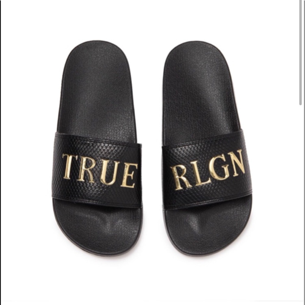 True religion snake black gold sandals flip-flop